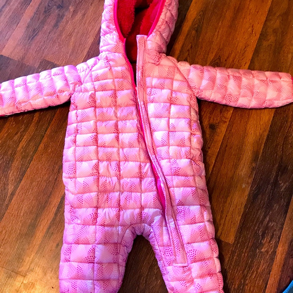Snow suit